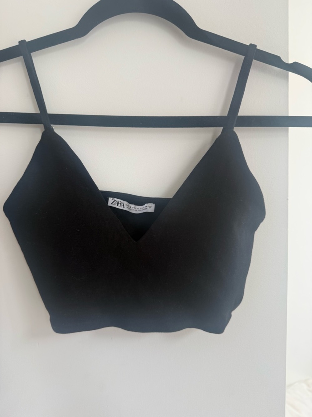 Zara Black V-Neck Cropped Cami